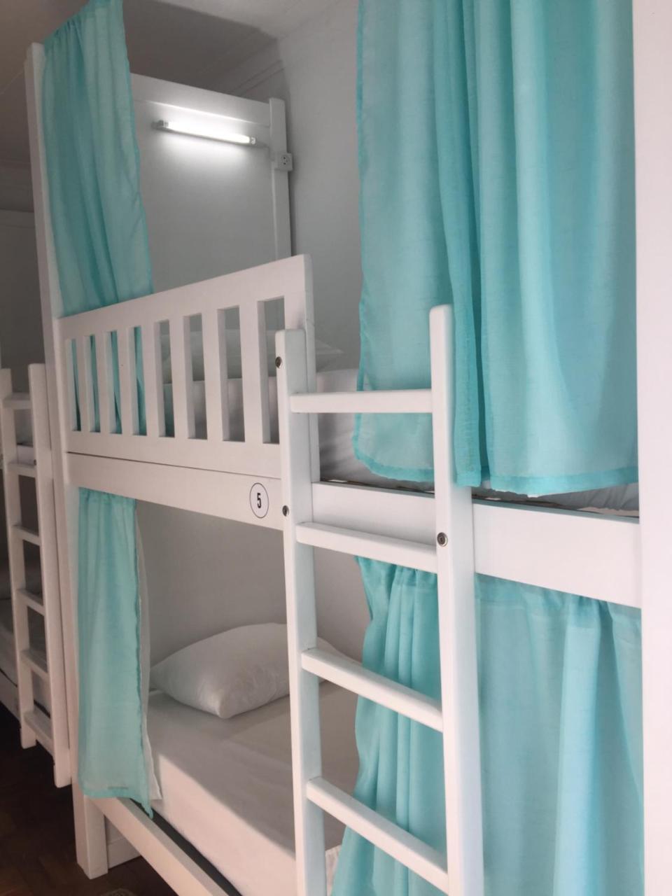 Flores Hostel